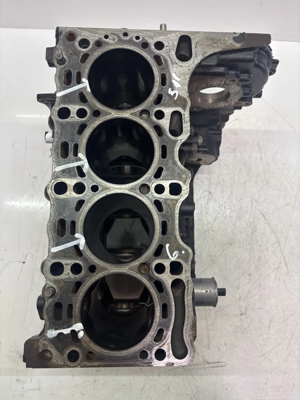 Bloque Defectuoso Mercedes-Benz 2.2 C220 CDI OM651.911 OM651 651.911 R6510111501