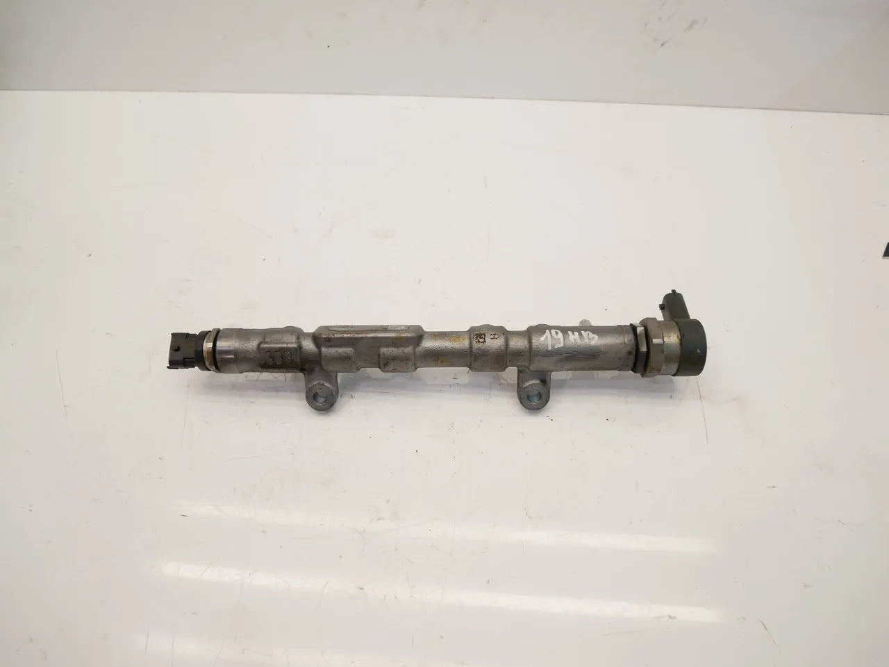 Tubo de raíl Land Rover L538 2.0 D 204DTD 204DT AJ20D4 G4D3-9D280-AA