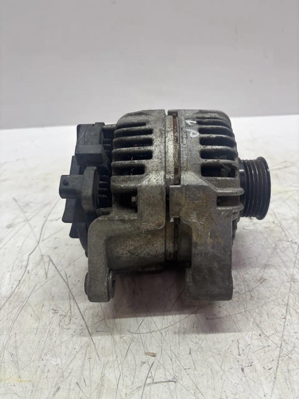 Alternador Opel Astra H 1.4 Gasolina Z14XEP LJ2 93183435