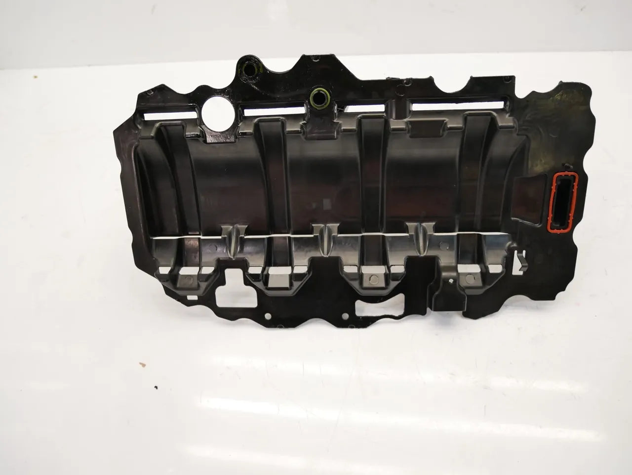 Placa deflectora Audi Volkswagen A3 Q3 Golf 1.5 TFSI DFYA DFY 04E103623T