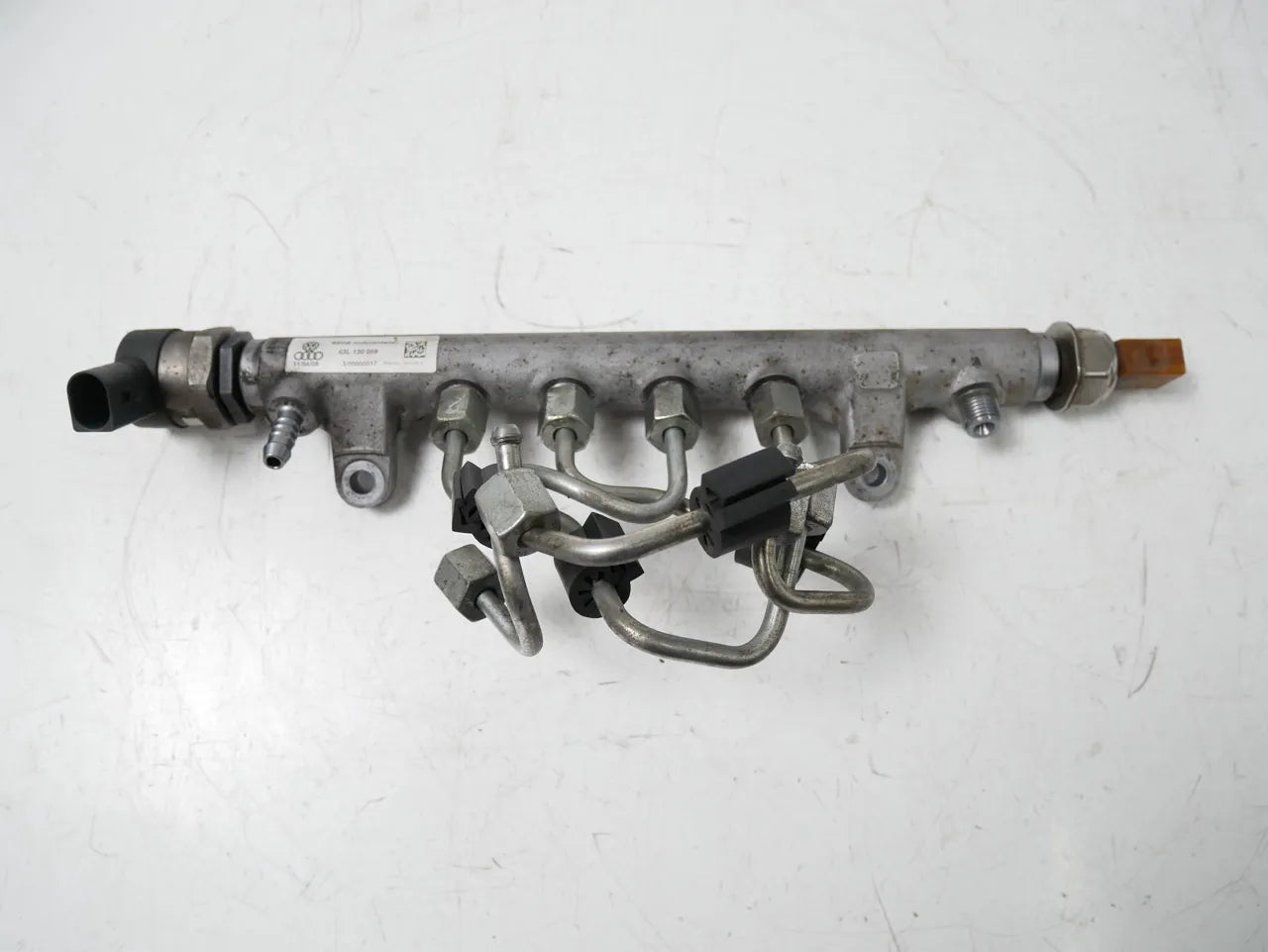Tubo de ferrocarril Audi Volkswagen A3 EOS Passat Tiguan 2.0 TDI CBAB CBA 03L130089