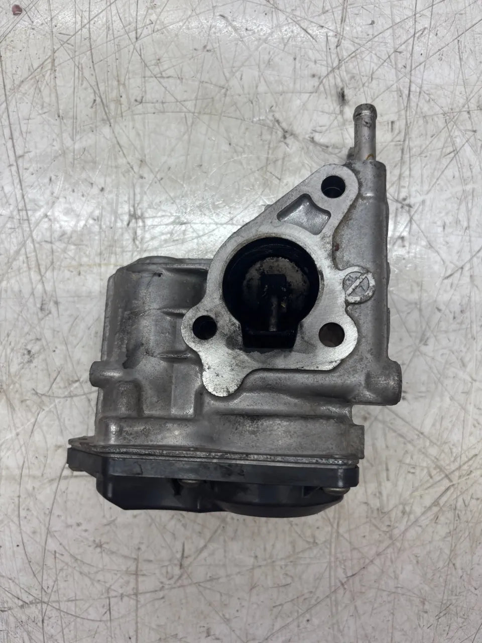 Válvula EGR Toyota Hilux VII 2.5 D-4D 2KD-FTV 2KD 25800-30200