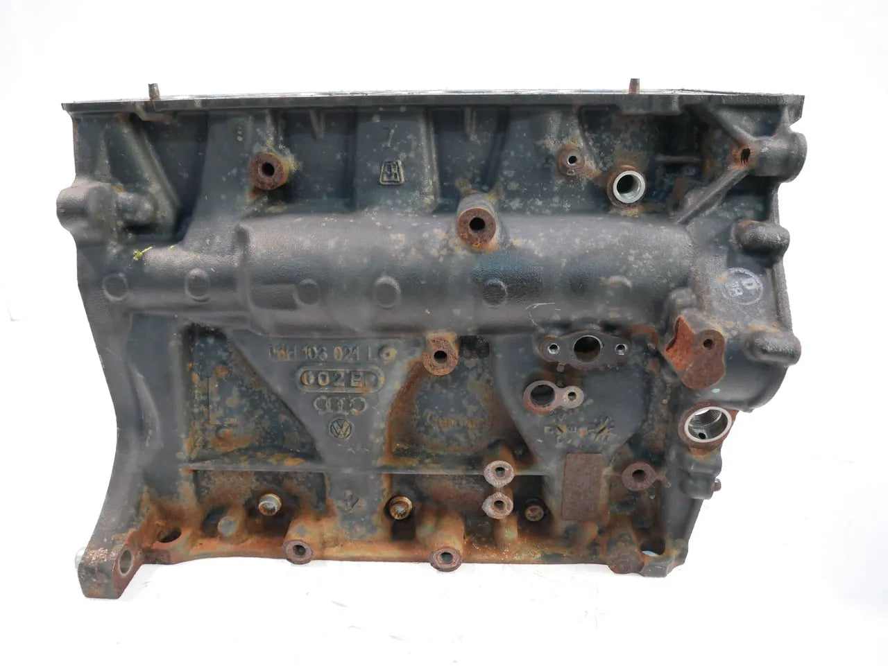 Bloque motor Defectuoso Audi Volkswagen A3 Golf 2.0 TFSI CBFA CBF 06H103021L