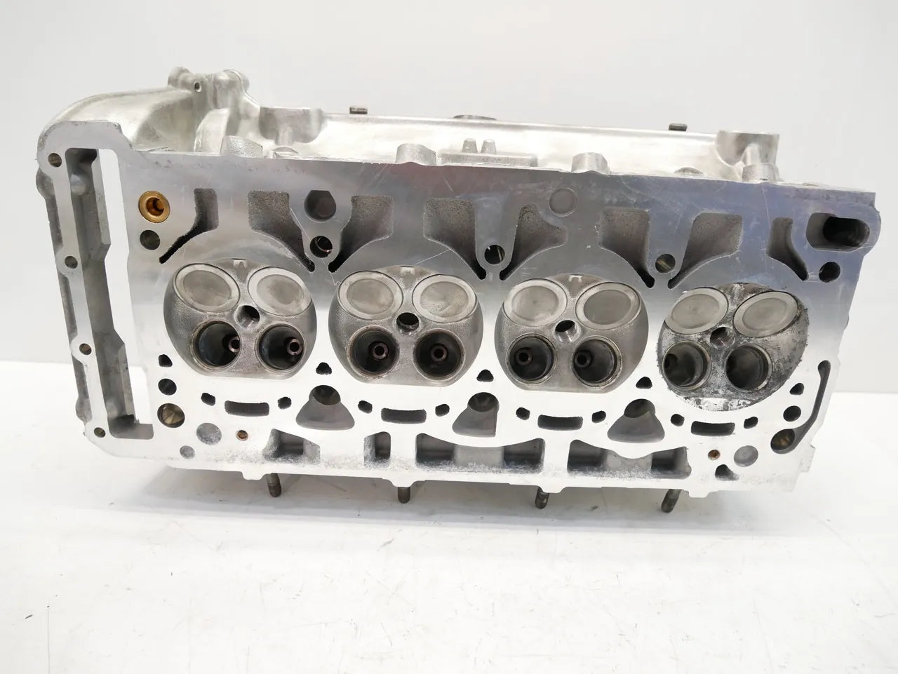 Culata Audi Volkswagen A3 Golf 2.0 TFSI CBFA CBF 06H103373F