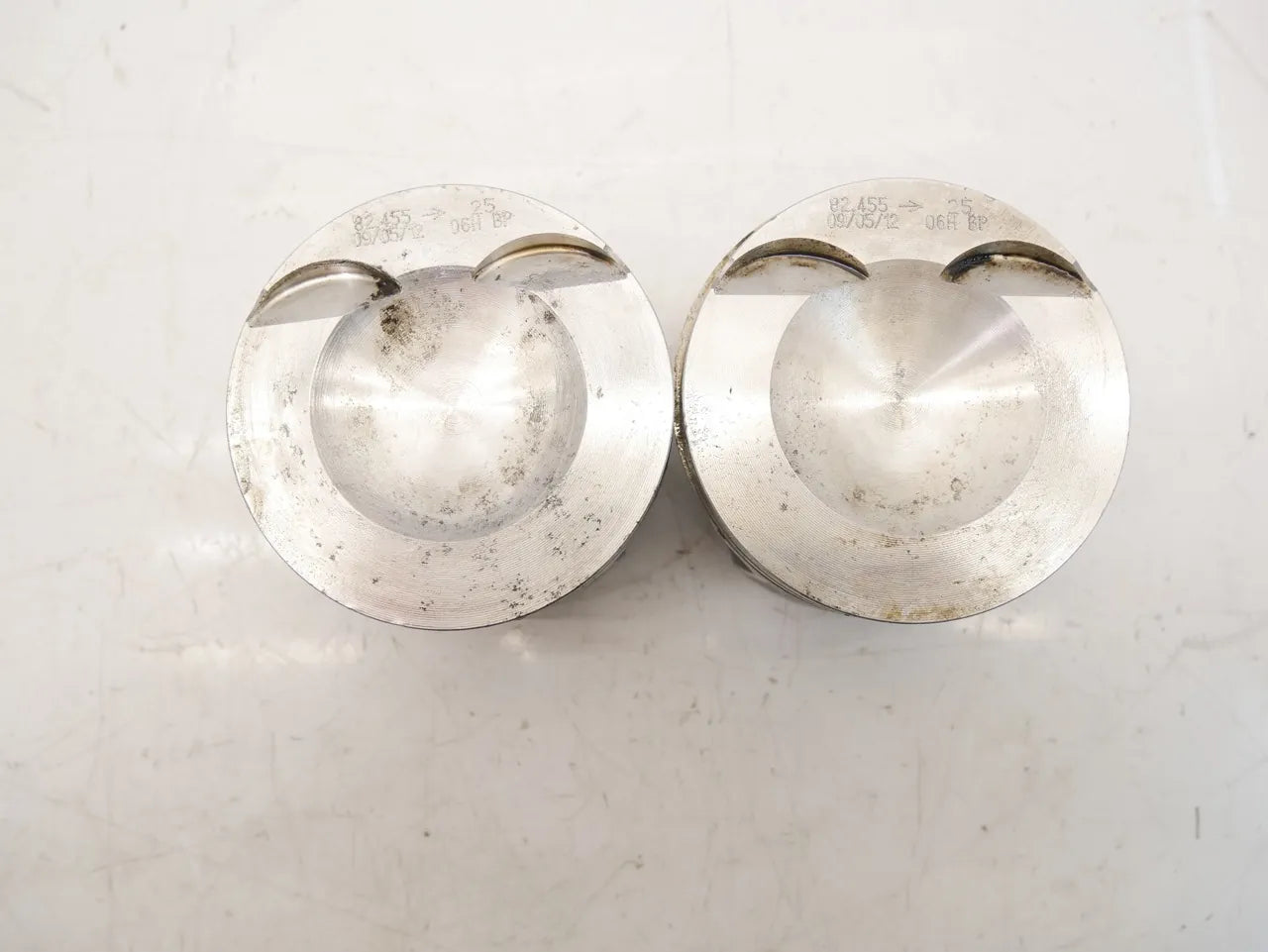 pistones Audi Volkswagen A3 Golf 2.0 TFSI CBFA CBF 06HBP 2 unidades