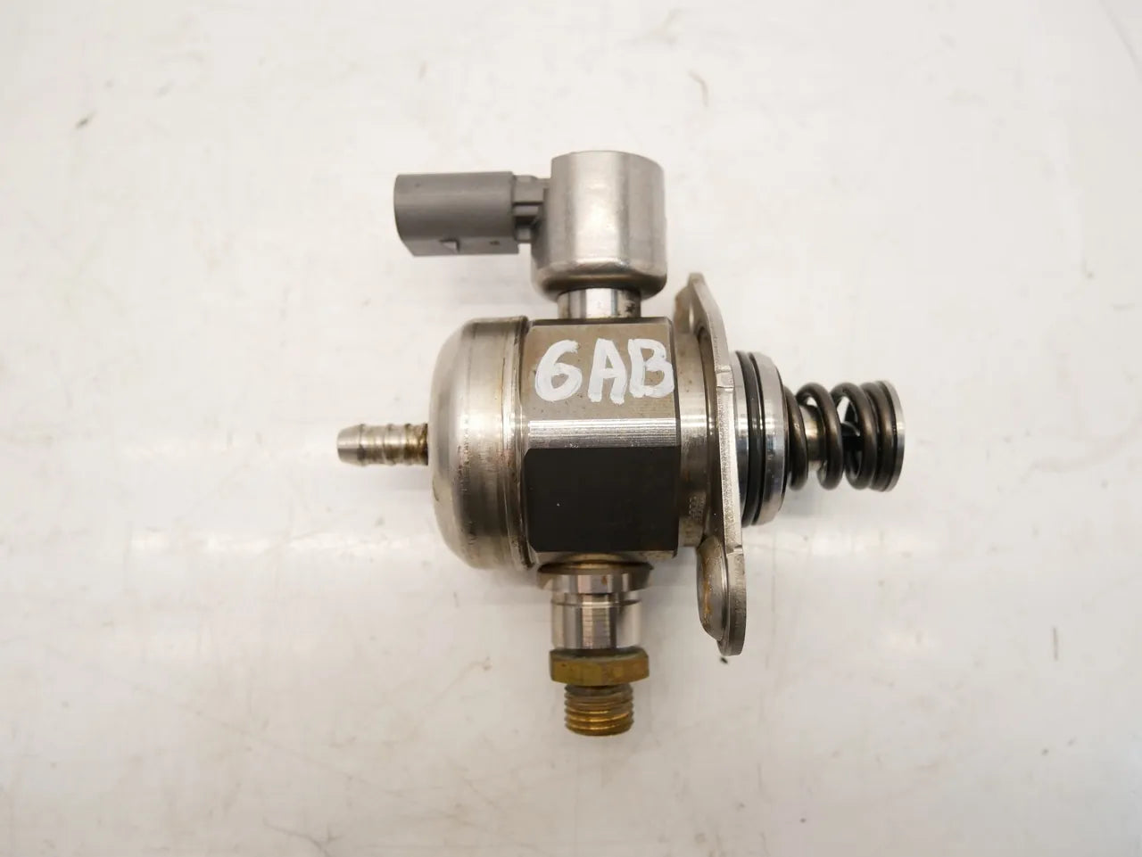 Bomba de combustible Audi Volkswagen A3 Golf 2.0 TFSI CBFA CBF 06H127025N