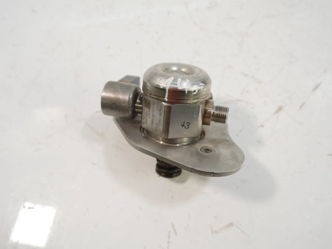 Bomba de combustible BMW Serie 1 E81 Serie 3 E90 2.0 N43B20A N43 N43B20U0 7562473