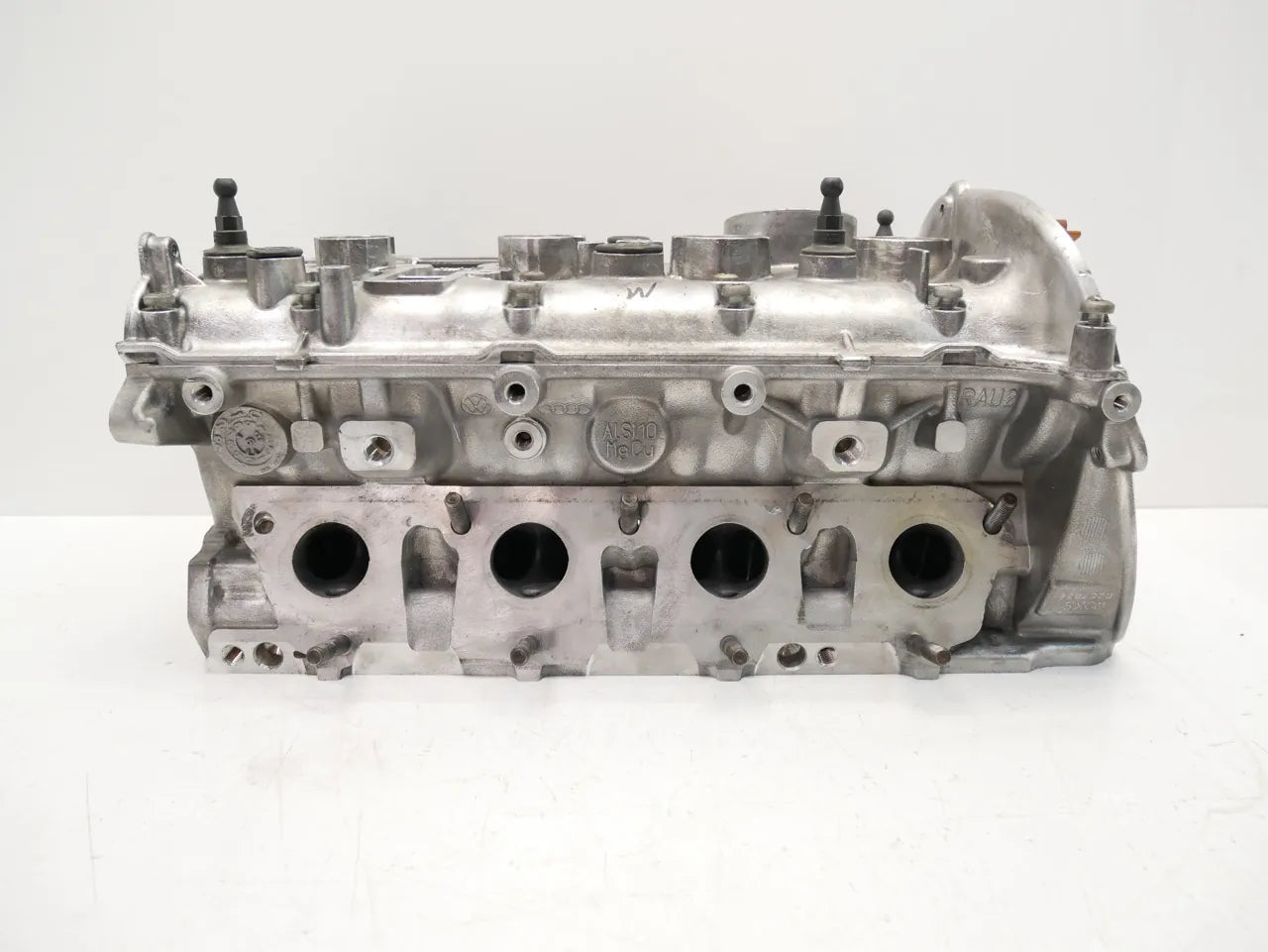 Culata planeado Audi Volkswagen A3 Golf VI 2.0 TFSI TSI CBFA CBF 06H103373F