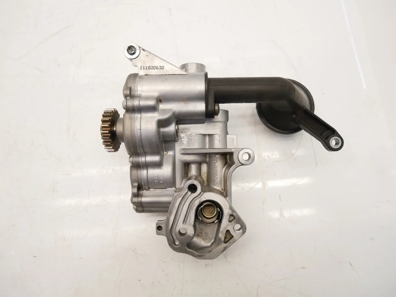 Bomba de aceite Audi Volkswagen A3 Golf VI 2.0 TFSI TSI CBFA CBF 06J115106AB