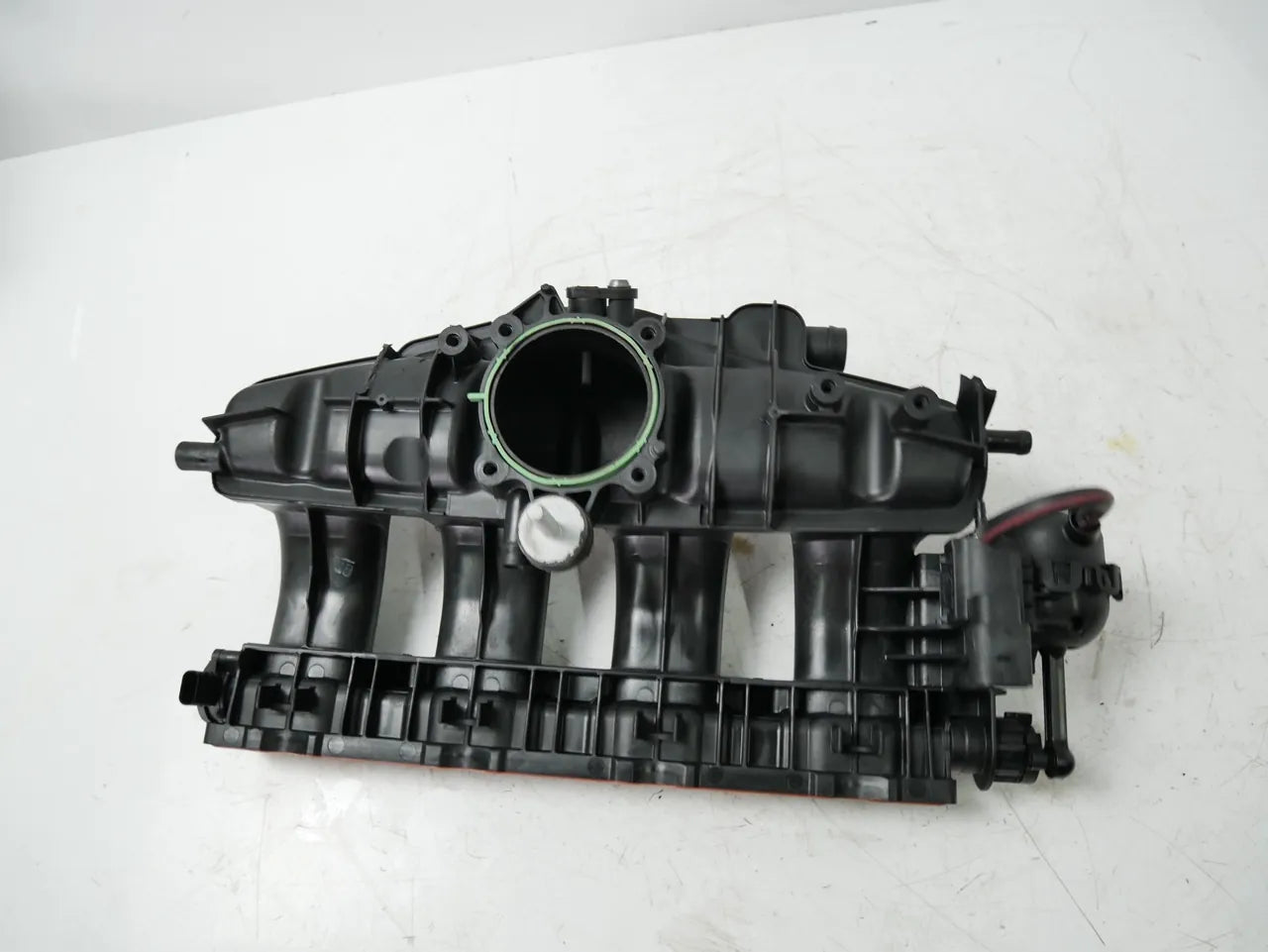 Colector de admisión Audi A5 A6 2.0 TFSI quattro CAED CAEA CAEB CAE 06H133185AF