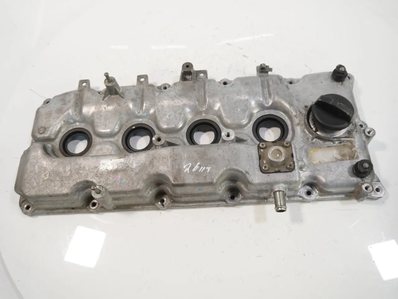 Tapa de válvulas Tapa de culata Isuzu D-Max 2.5 DiTD 4JK1-TC 4JK1