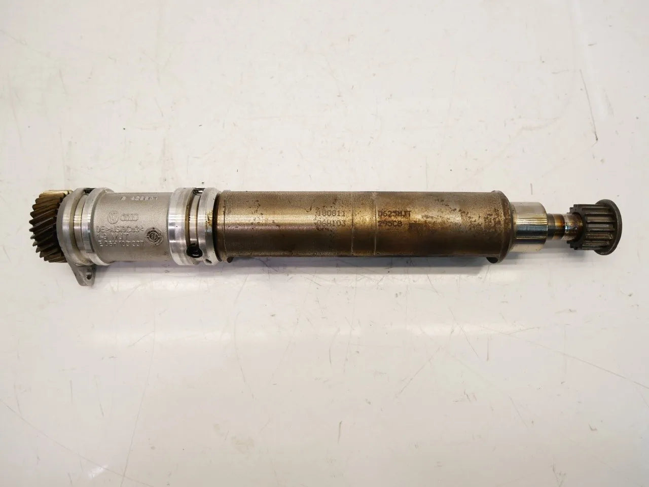 Eje balanceador Audi Volkswagen Q3 TT Golf VI 2.0 TFSI TSI CCTA CCT 06H103331