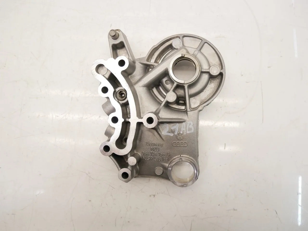 Tapa Audi Volkswagen Q3 TT Golf VI Passat B6 2.0 TFSI TSI CCTA CCT 06H103166G