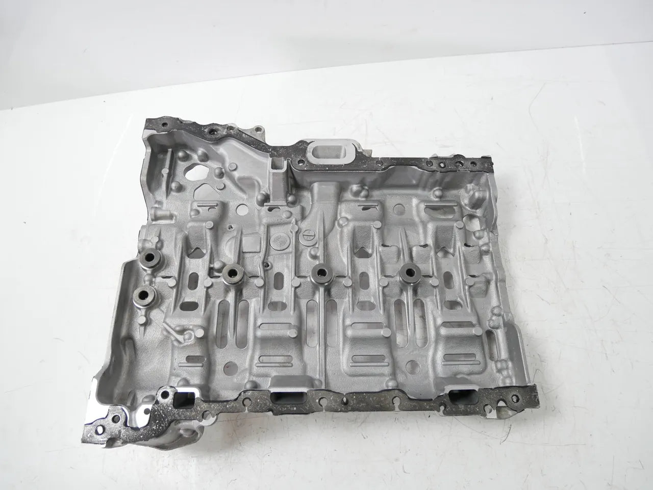 Parte superior del cárter de aceite Mercedes-Benz GLE 350 2.0 M254.920 254.920 M254 A6540104611