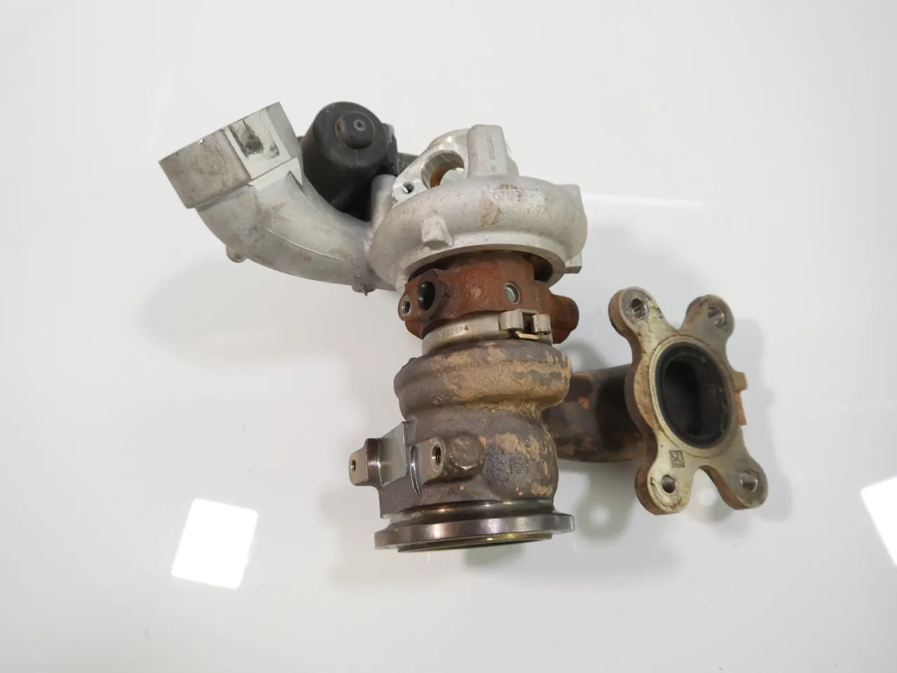 Turbocompresor Skoda Volkswagen Superb Arteon Passat 1.4 TSI DGEB DGE 04E145873G