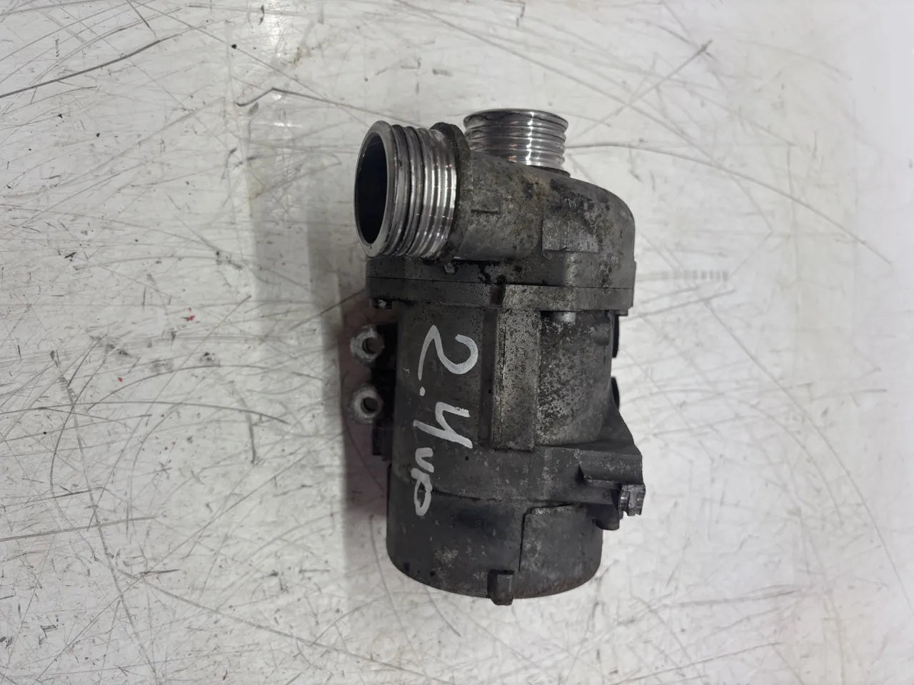 Bomba de agua BMW Serie 3 E90 E91 E92 E93 3.0 330i N52B30A N52 7586925