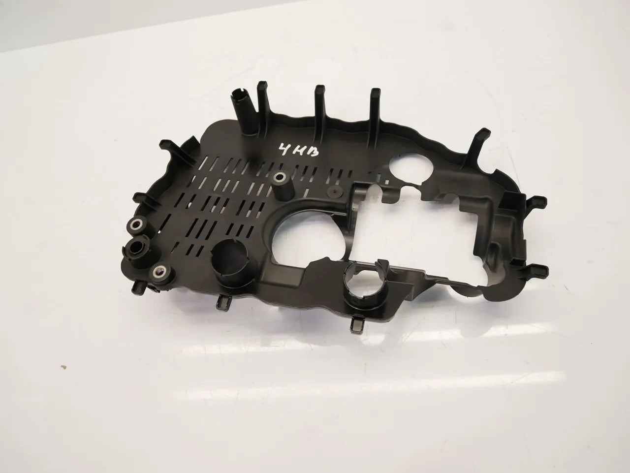 Placa deflectora Audi Volkswagen A3 Golf VI Jetta 2.0 TFSI TSI CFBA CBF 06J103138F