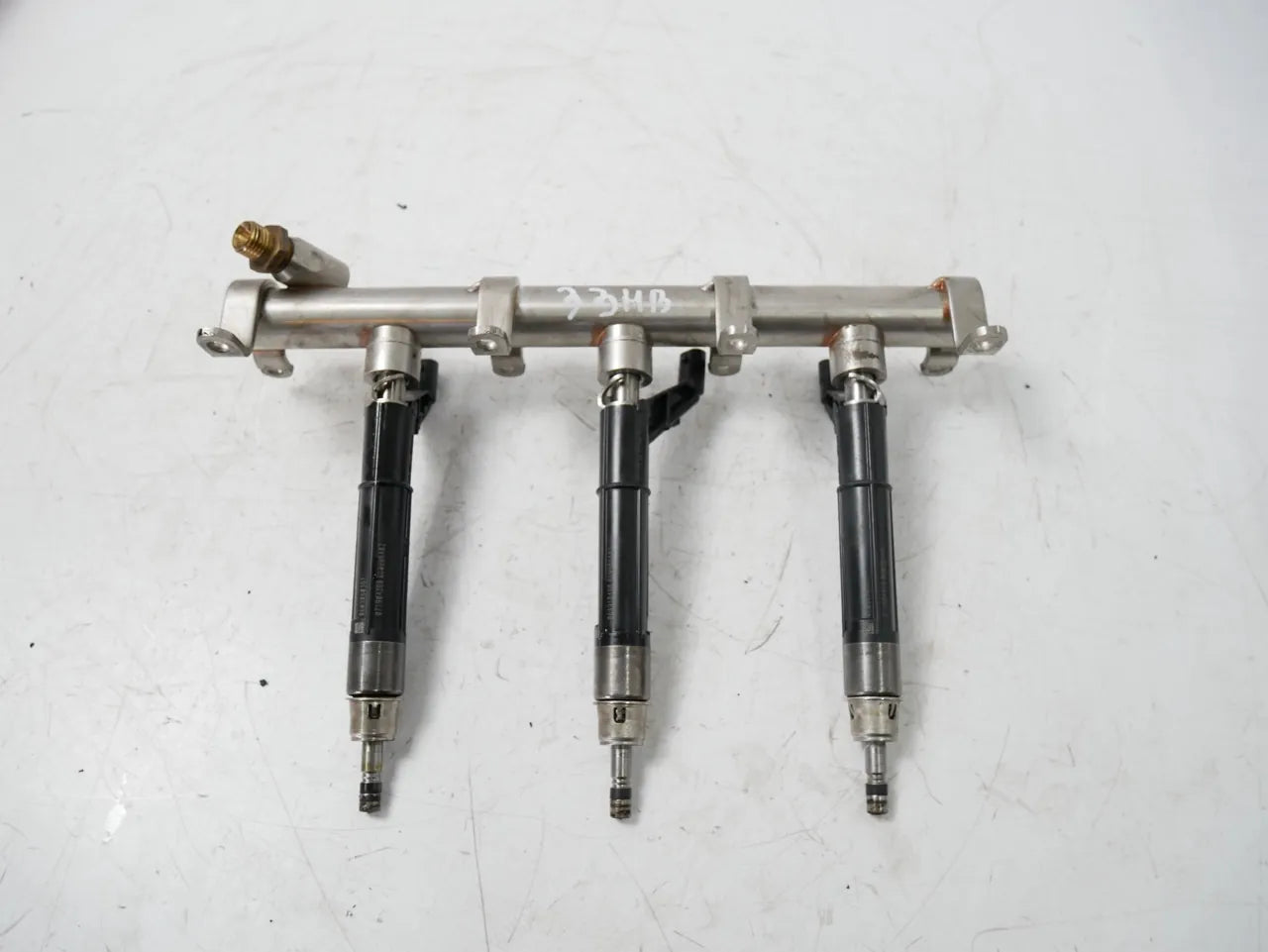 Rampa inyectora Audi Porsche Volkswagen Q8 3.0 TSI DCBD DCBE DCB MDC.BE 06M133315L