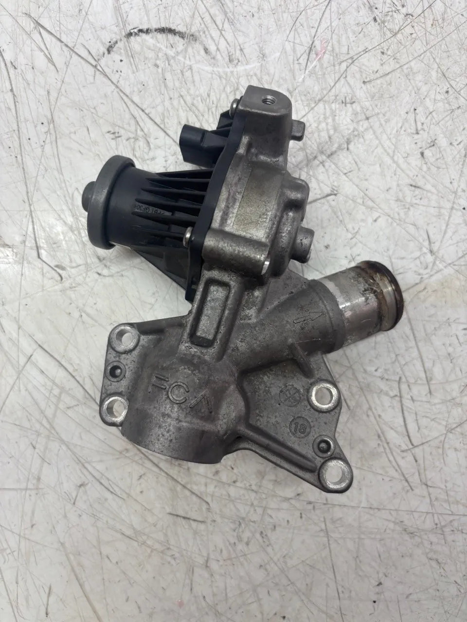 Válvula EGR Jeep Cherokee KL 2.0 T-GDi EC1 5281535AH
