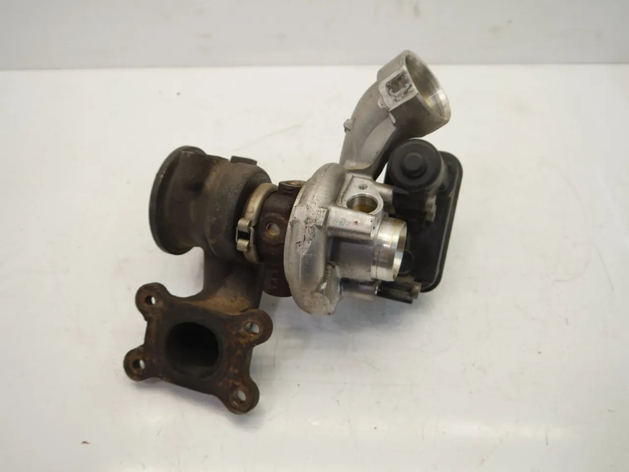 Turbocompresor Audi Seat Skoda Volkswagen A1 Ibiza Golf 1.4 TSI CZEA CZE 04E145715F