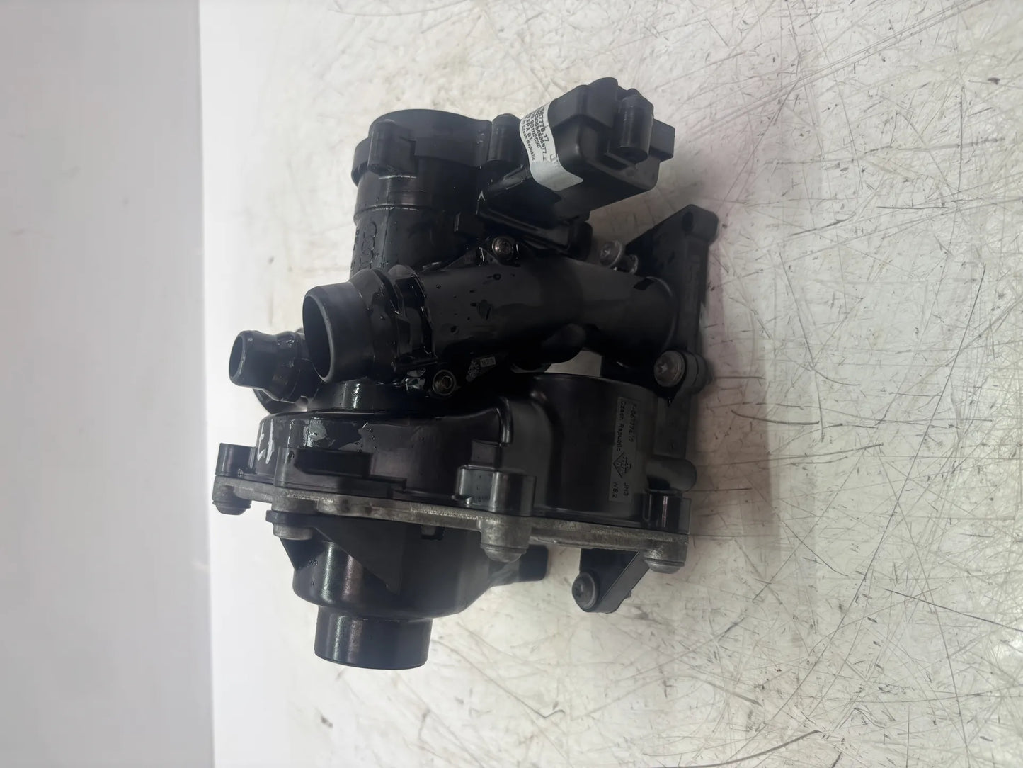 Bomba de agua Audi A3 Q3 TT 2.0 TFSI DHHA DHH 06L121111M