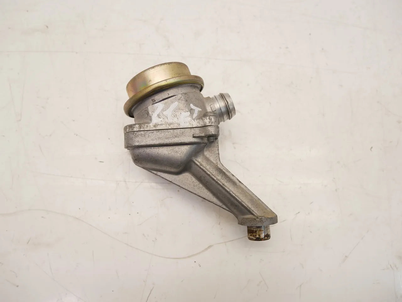 Válvula EGR Mercedes-Benz 3.7 gasolina M112.973 112.973 M112 A0021403560
