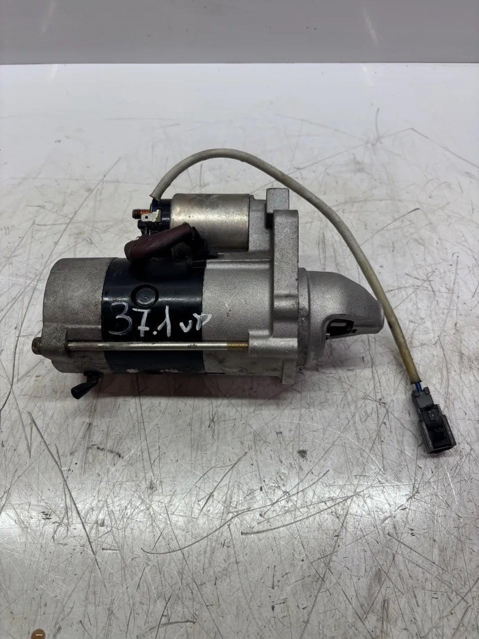 Motor de arranque Nissan Armada MKI 5.6 V8 gasolina VK56DE