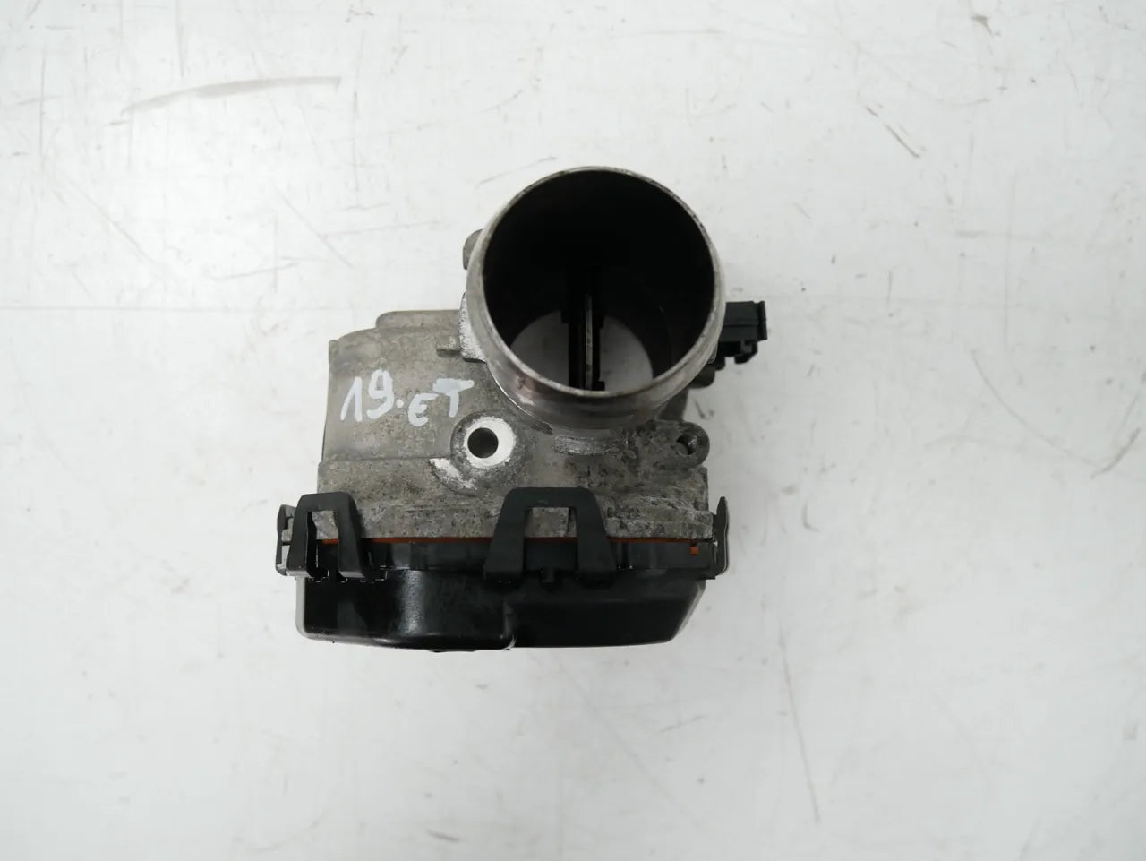 Mariposa Peugeot 1.5 BlueHDI YHZ YH01 DV5RC 9830171480