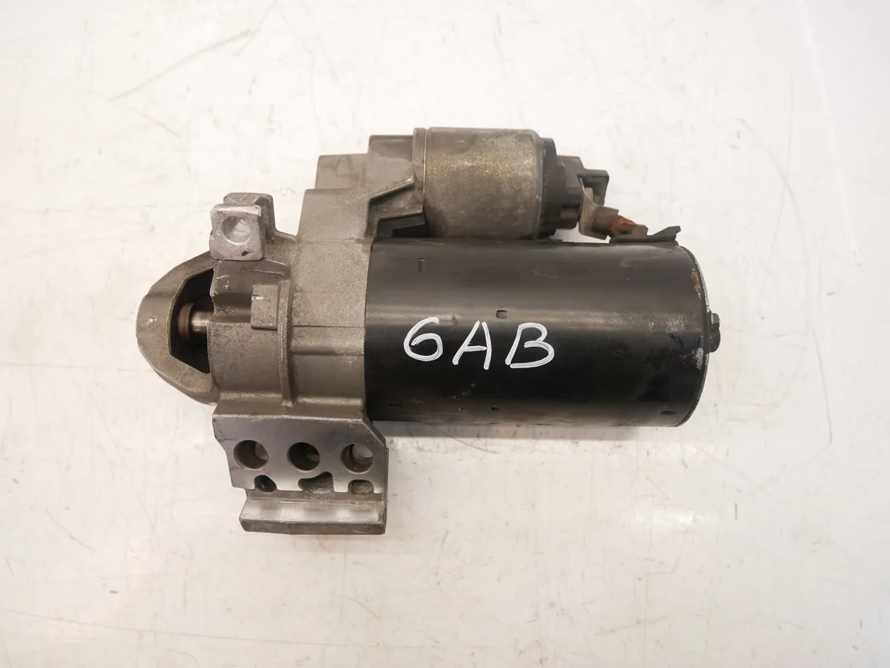 Motor de arranque BMW X1 E84 2.0 xDrive20d N47D20C N47 N47D20O0 8570382