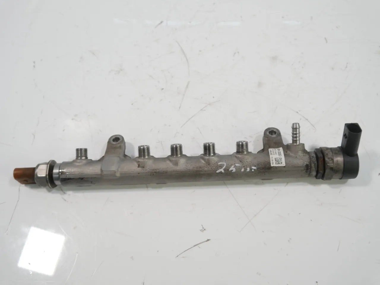 Tubo de raíl Volkswagen Skoda Scirocco MK3 2.0 TDI CBDB CBD CFHC 03L089L