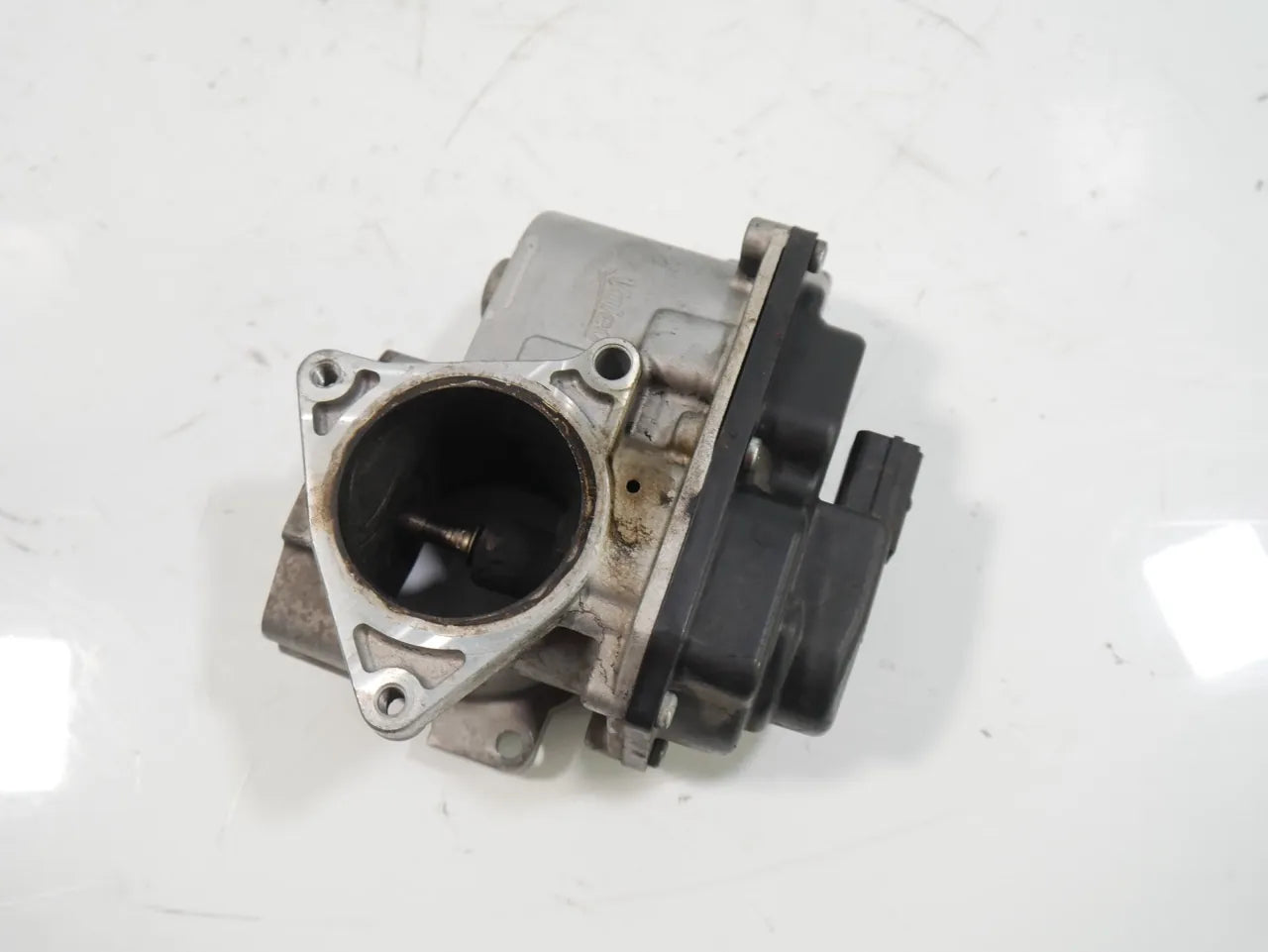 Válvula EGR Volkswagen Skoda Scirocco MK3 2.0 TDI CBDB CBD CFHC 03L131501G