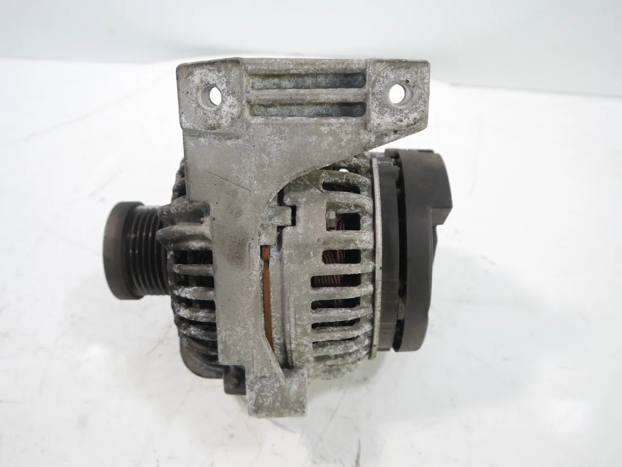 Alternador Volvo XC90 2.4 D5 AWD D5244T4 D52 30667787