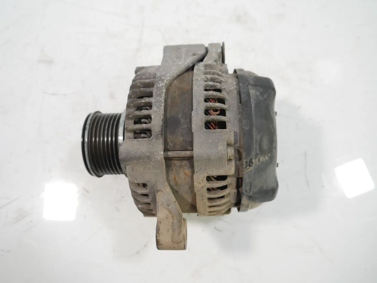 Alternador Toyota Land Cruiser 3.0 D-4D 1KD-FTV 1KD 2706030130