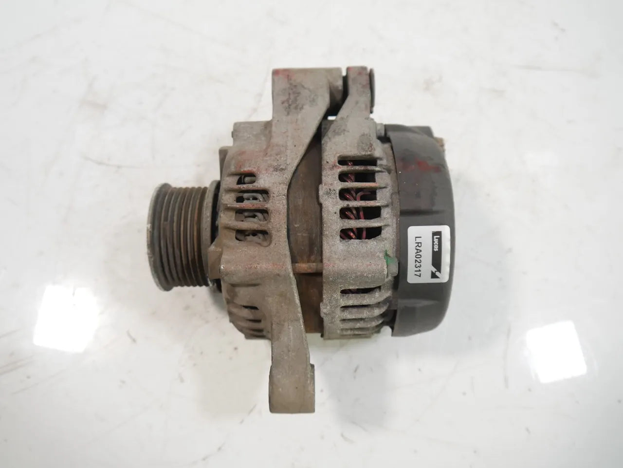 Alternador Toyota Hilux 3,0 D-4D 4WD 1KD-FTV 1KD 270600L020
