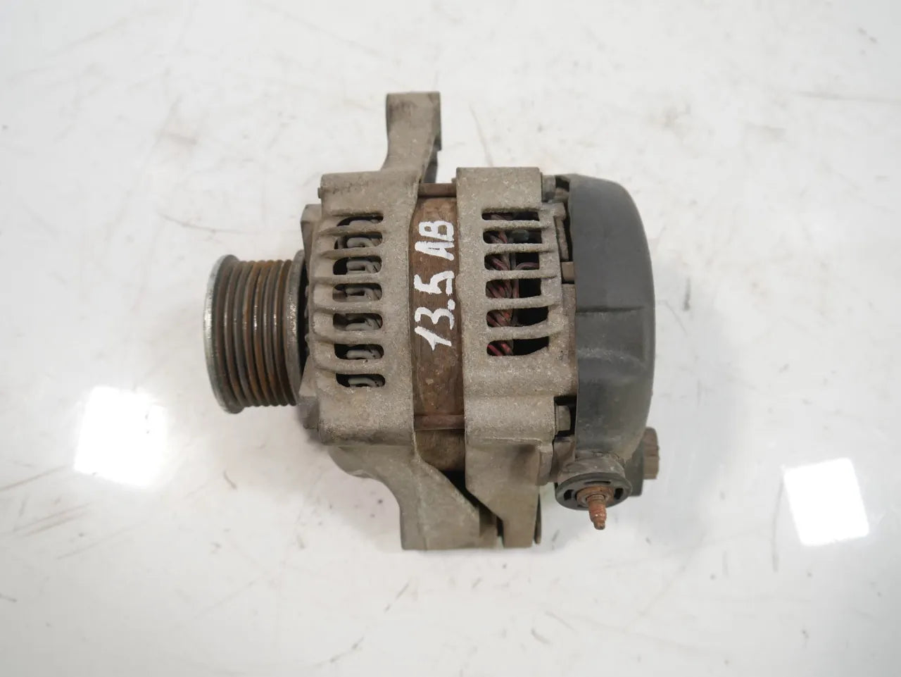 Alternador Toyota Hilux 3,0 D-4D 4WD 1KD-FTV 1KD 270600L020