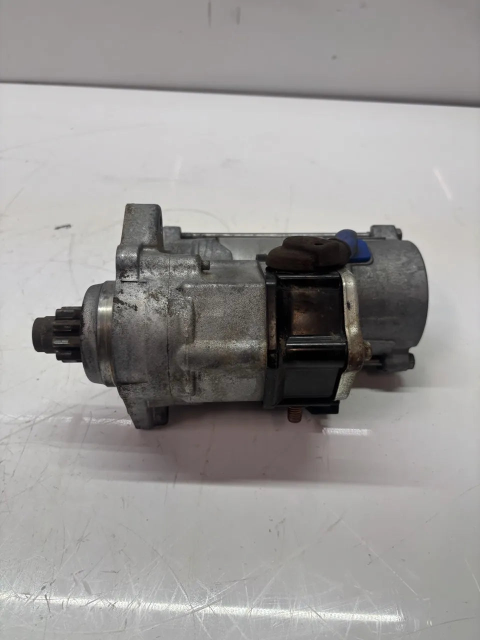 Motor de arranque Toyota Sequoia Land Cruiser 4.7 gasolina 2UZ-FE 28100-50101