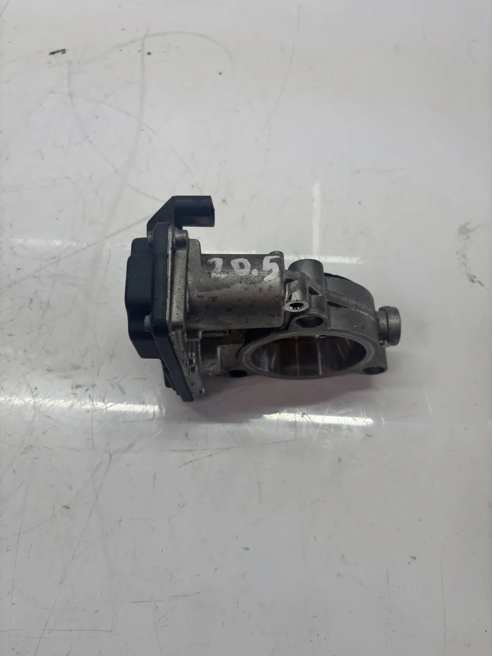 Mariposa BMW Serie 7 G11 G12 4.4 750i N63B44C N63 7619008