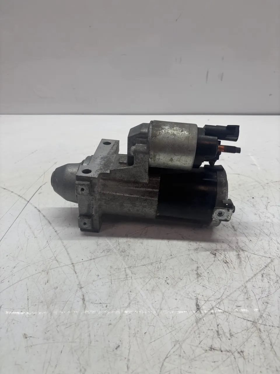 Motor de arranque Chevrolet Camaro 6.2 gasolina V8 L99 12617229