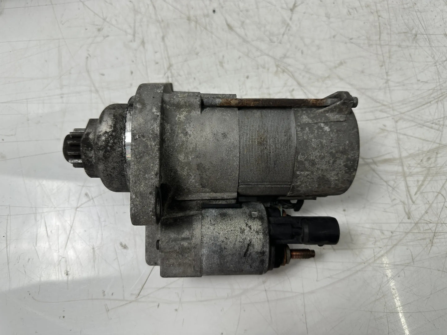 Motor de arranque Volkswagen Skoda Seat Audi Octavia II Leon A3 1.9 TDI BKC 02Z911023H