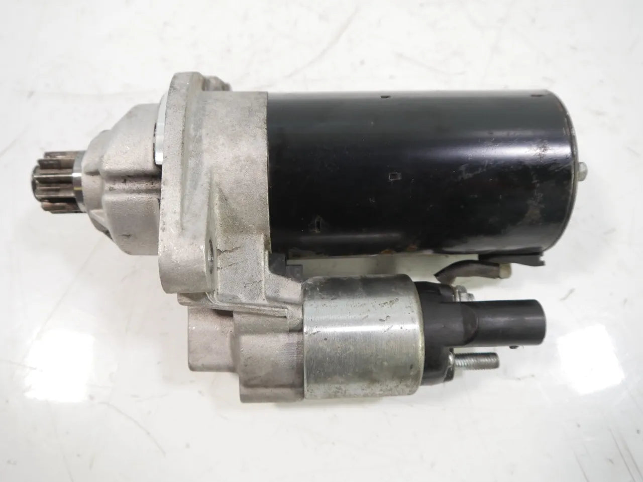 Motor de arranque Audi Seat Skoda Volkswagen A3 Toledo Superb Jetta 2.0 TDI BKD 02M911023P