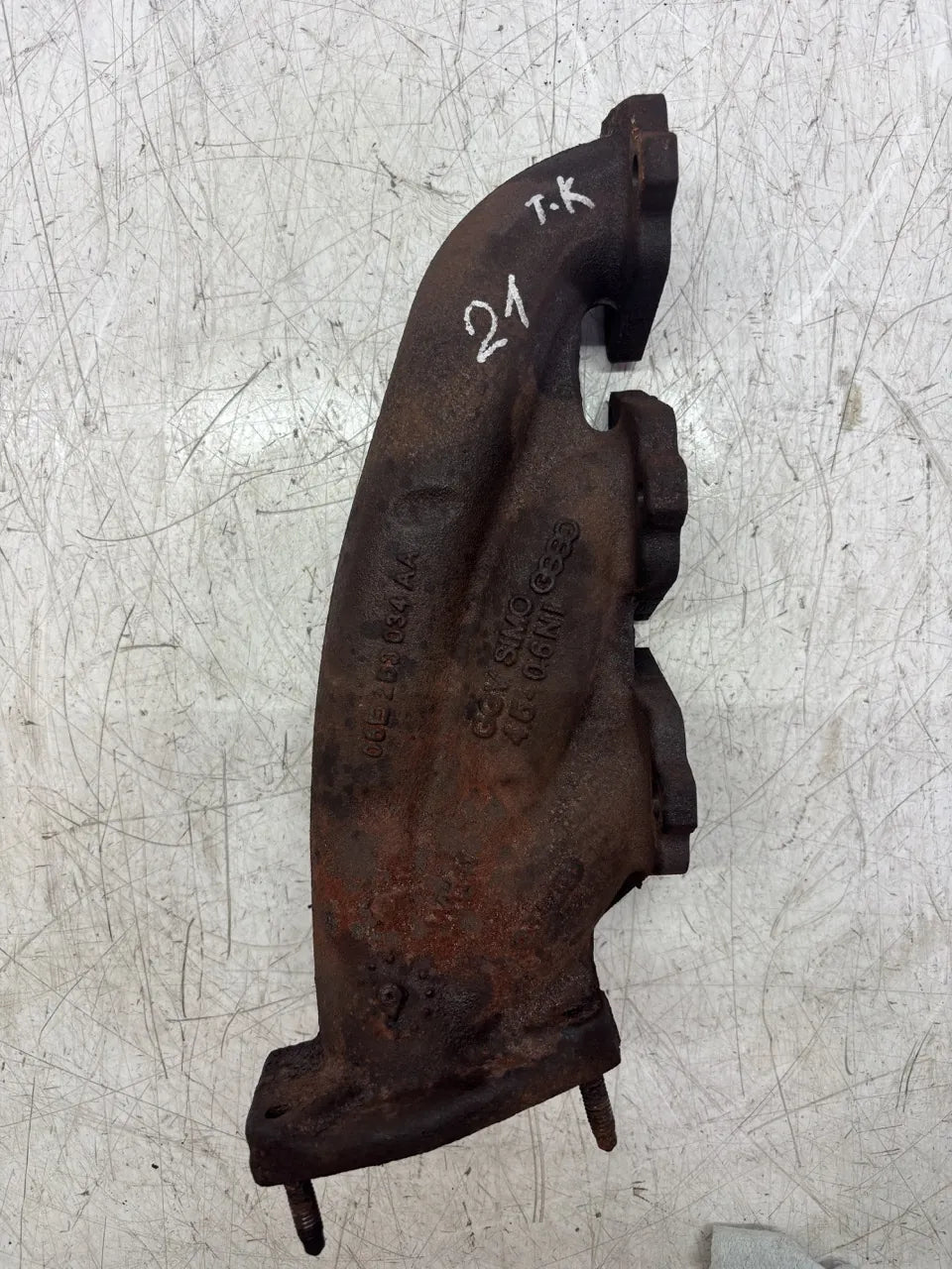 Colector de escape Audi A6 C7 A7 3.0 TSFI CTUA CTU 06E253034AA