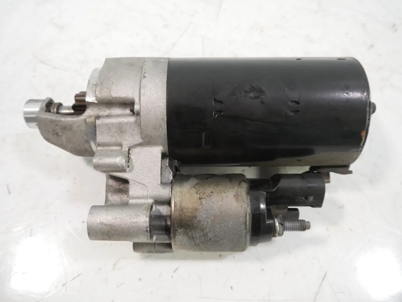 Motor de arranque Audi A4 B8 A5 Q5 3.0 TDI quattro CCWA CCW 059911021C