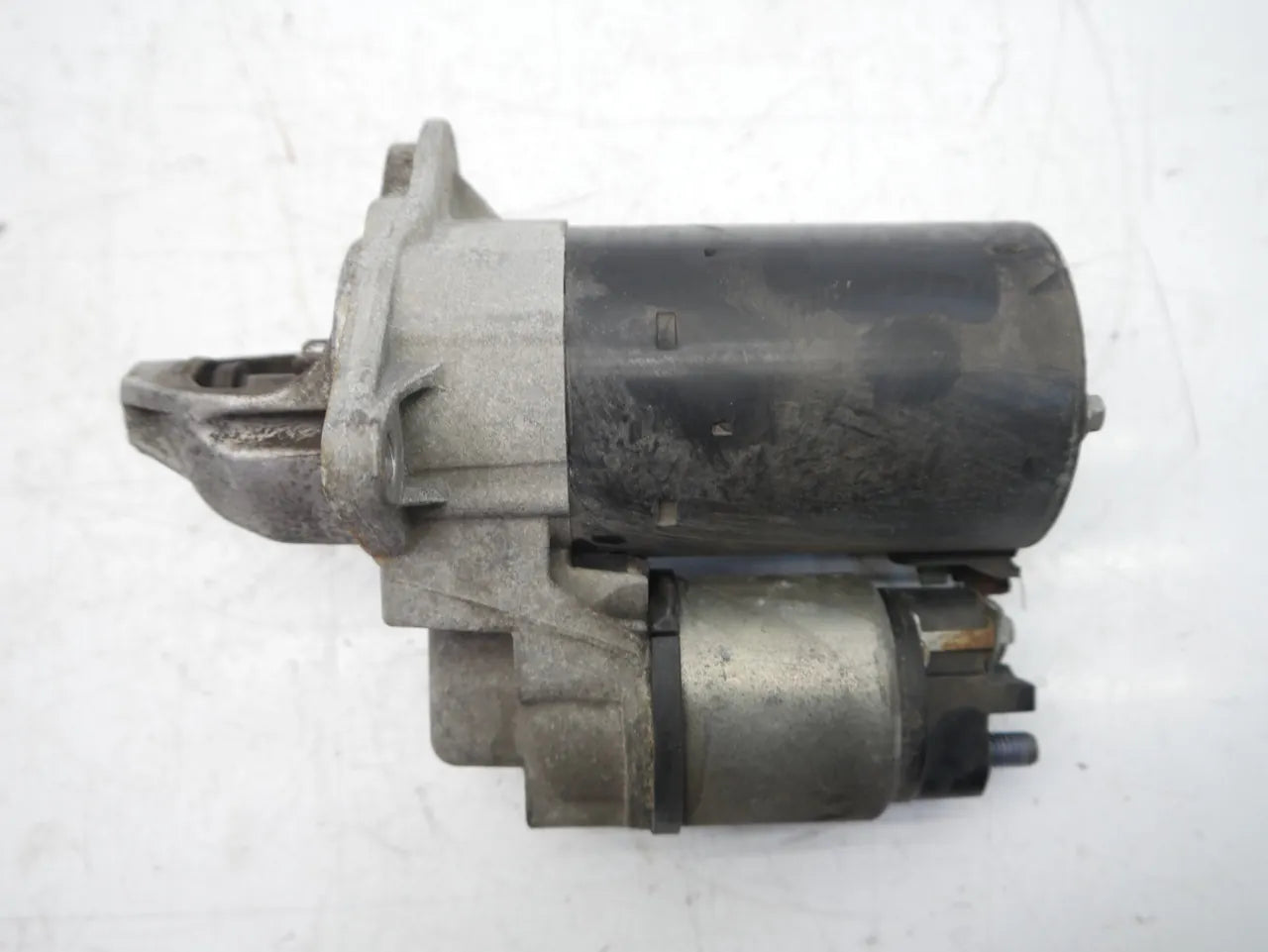 Motor de arranque Opel Adam Corsa D 1.2 A12XEL A12 LWD 55578921 0001107522