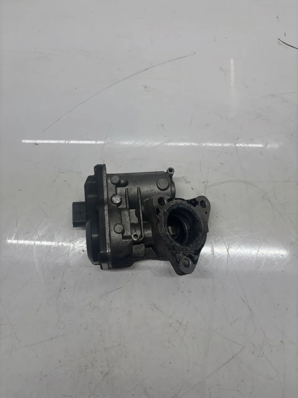 Válvula EGR Nissan Juke Qashqai 1.5 dCi K9K636 K9K 1471000Q0Z