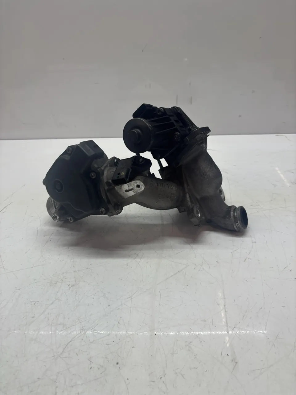 Válvula EGR Nissan Juke Qashqai 1.5 dCi K9K636 K9K 1471000Q0X