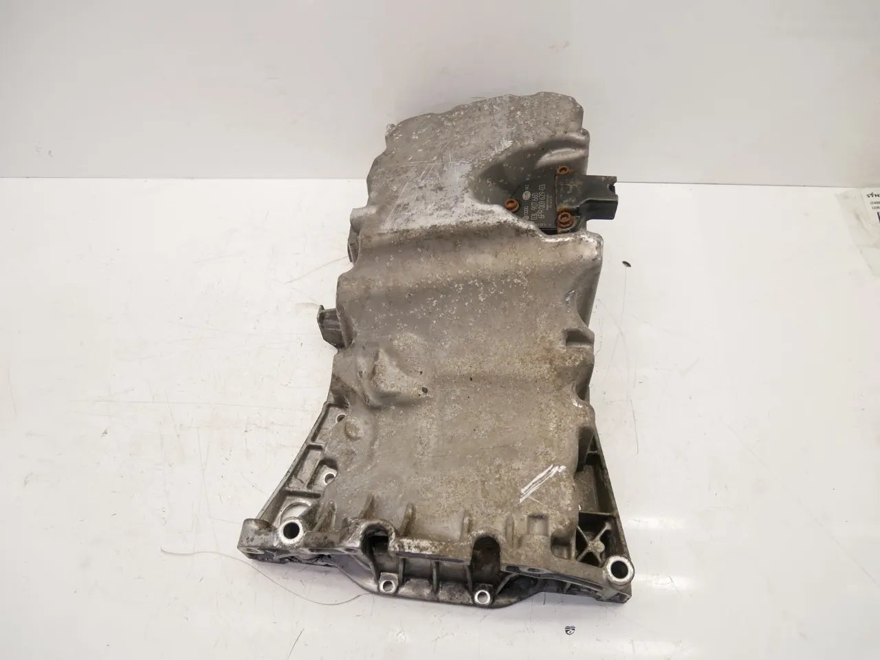 Cárter de aceite Audi A4 B8 A5 Q5 Exeo 2.0 TDI CAGA CAG 03L103603D