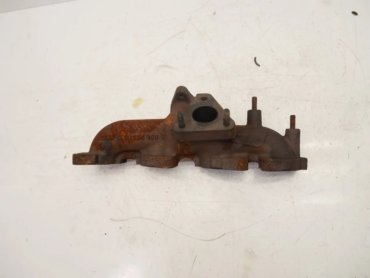 Colector de escape Audi Seat A4 B8 A5 Q5 Exeo 2.0 TDI CAGA CAG 03L253033