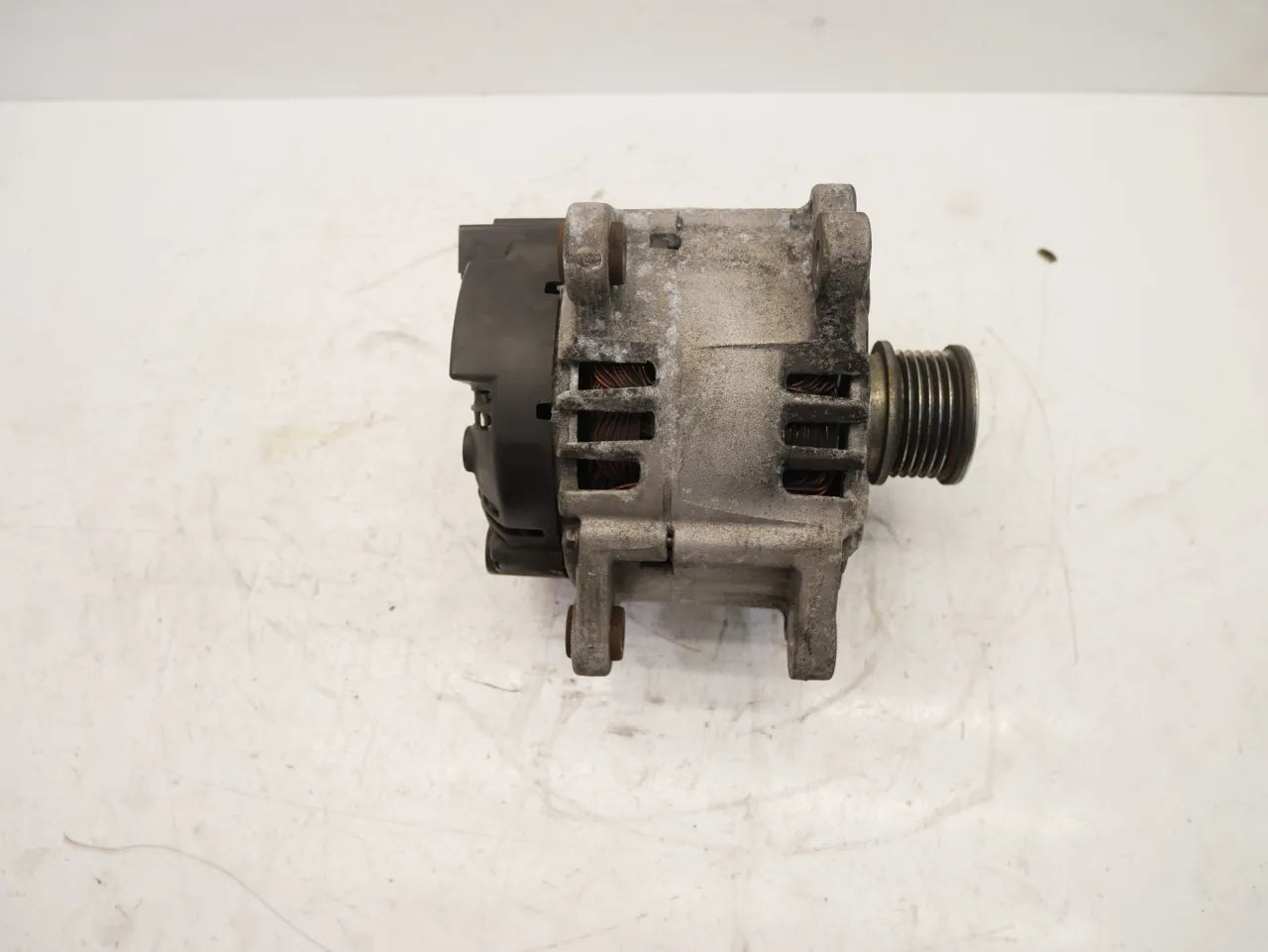 Alternador Audi A4 B8 A5 Q5 2.0 TDI CAGA CAG 03G903016G