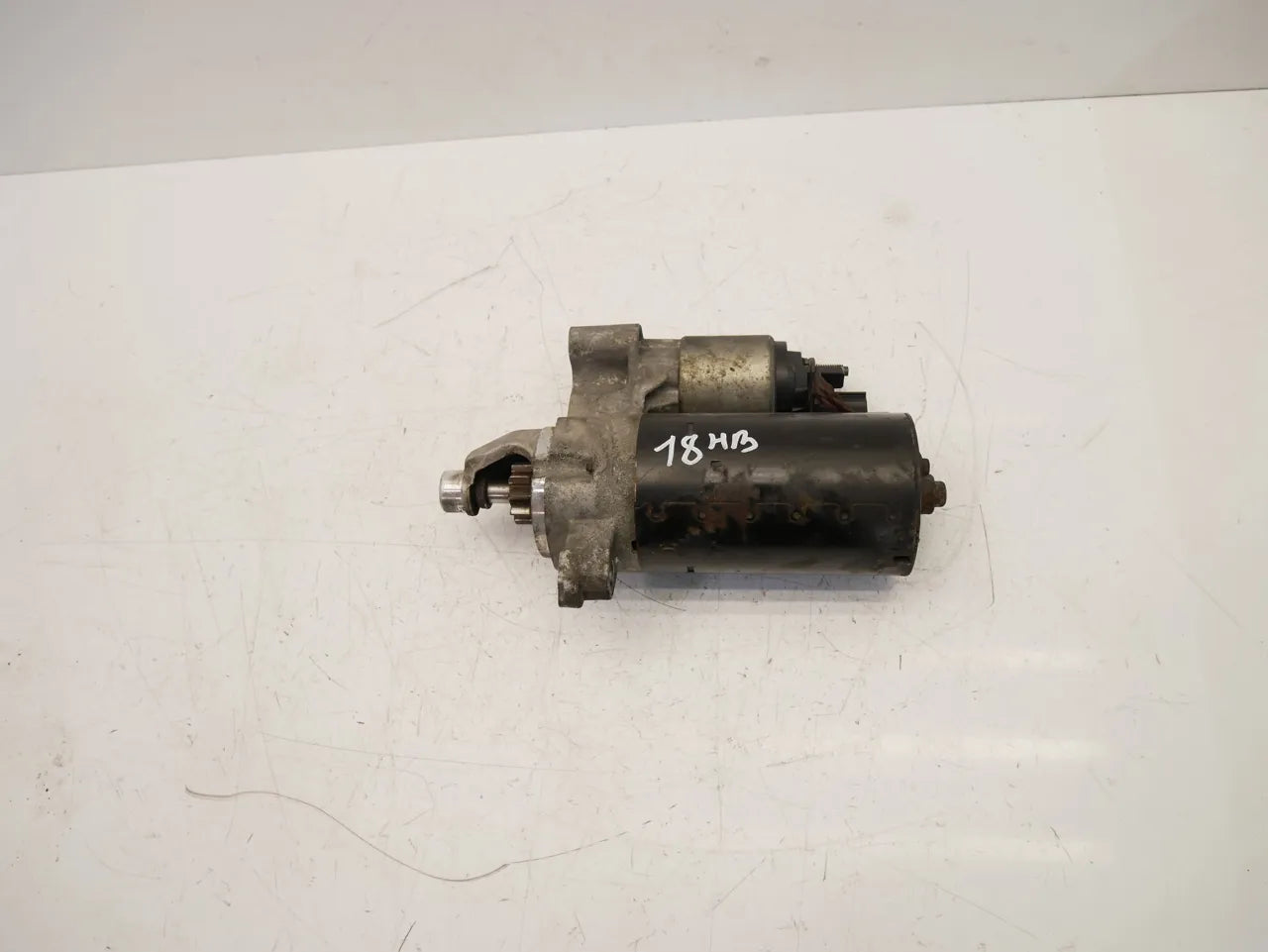 Motor de arranque Audi A4 B8 A5 Q5 Exeo 2.0 TDI CAGA CAG 03L911021E