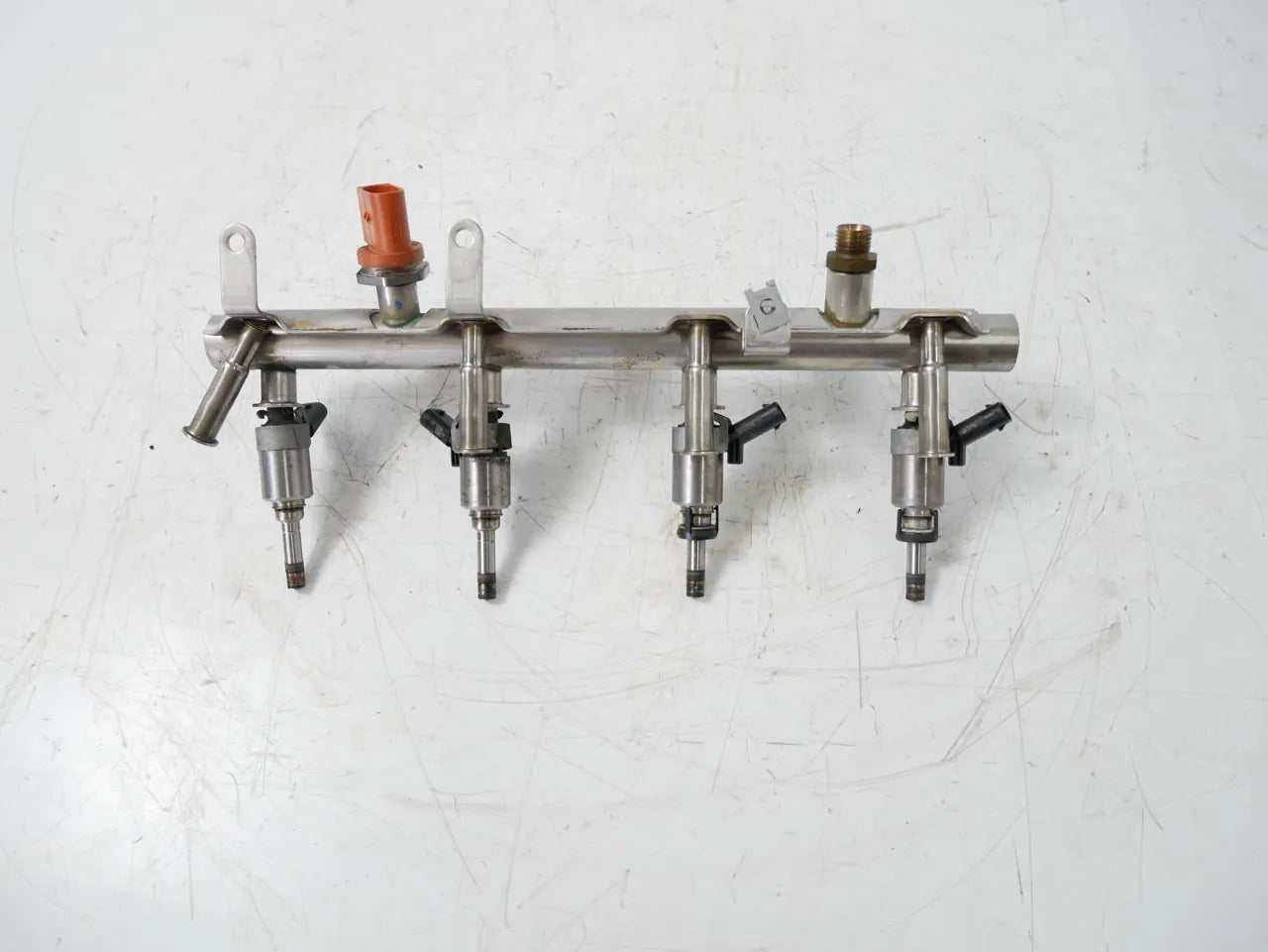 Rampa inyectora Audi A5 A6 Q5 2.0 TFSi CAEB CAE CAED 06J133317J 06H906036G